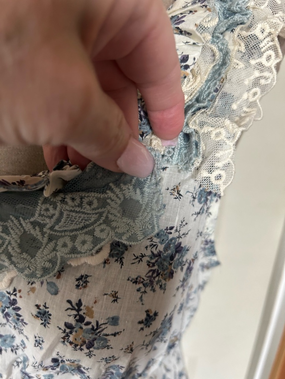 Dress - Picture 15 of 16